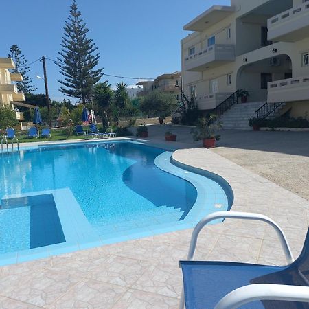 Michalis Litinas Apartments Agia Marina エクステリア 写真